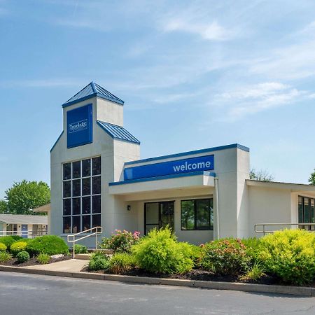 Travelodge By Wyndham Essington / Philadelphia Airport Экстерьер фото