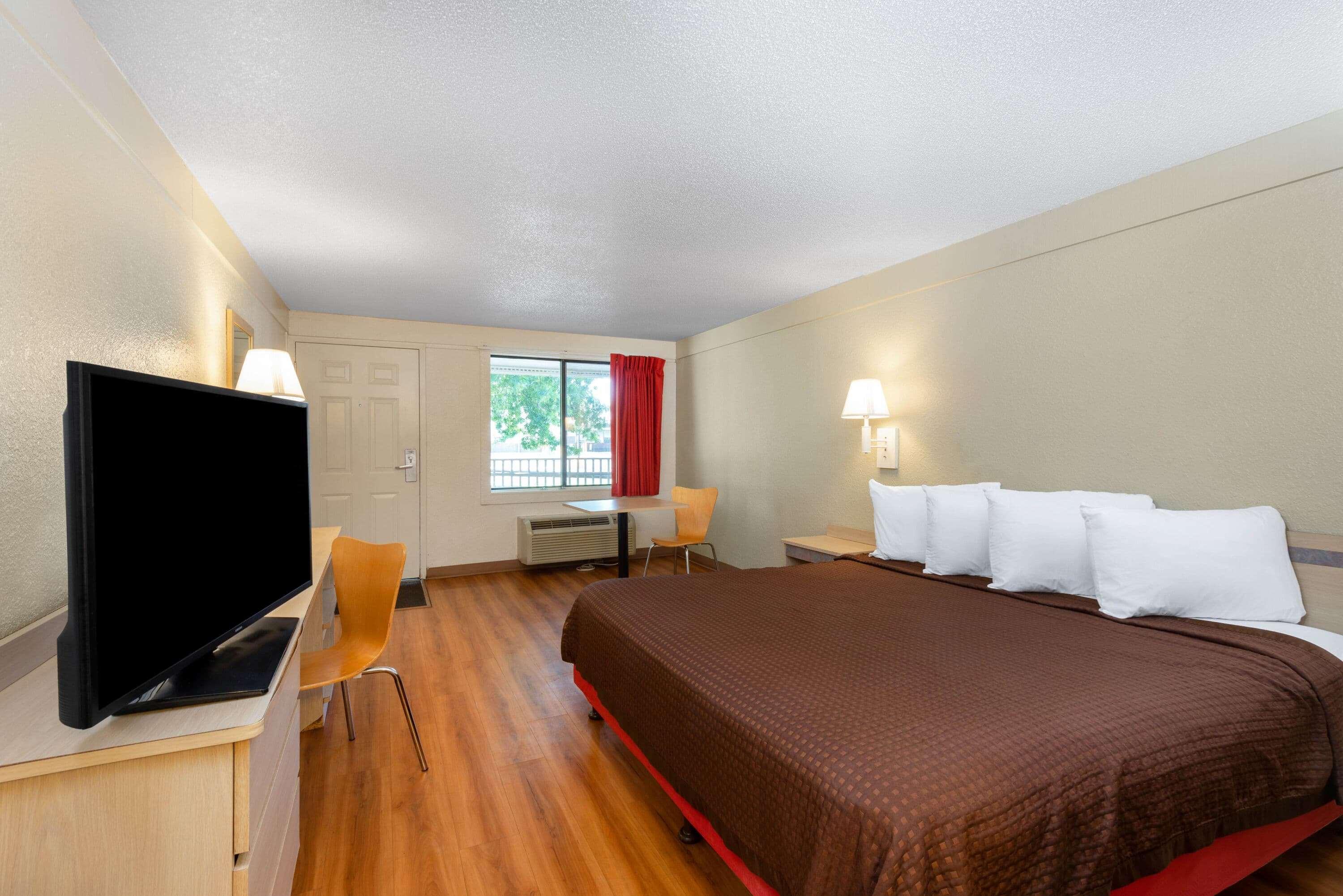 Travelodge By Wyndham Essington / Philadelphia Airport Экстерьер фото