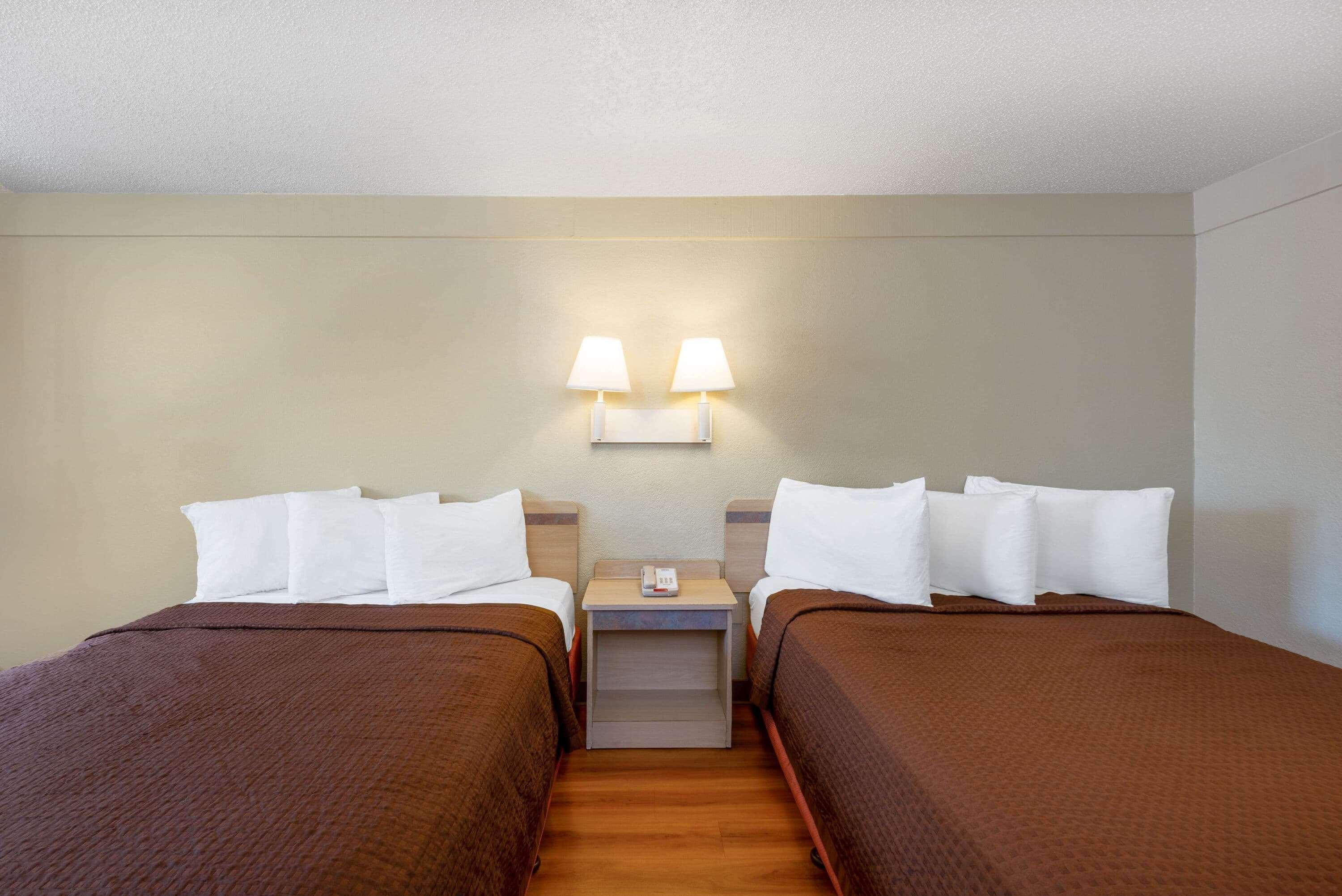 Travelodge By Wyndham Essington / Philadelphia Airport Экстерьер фото