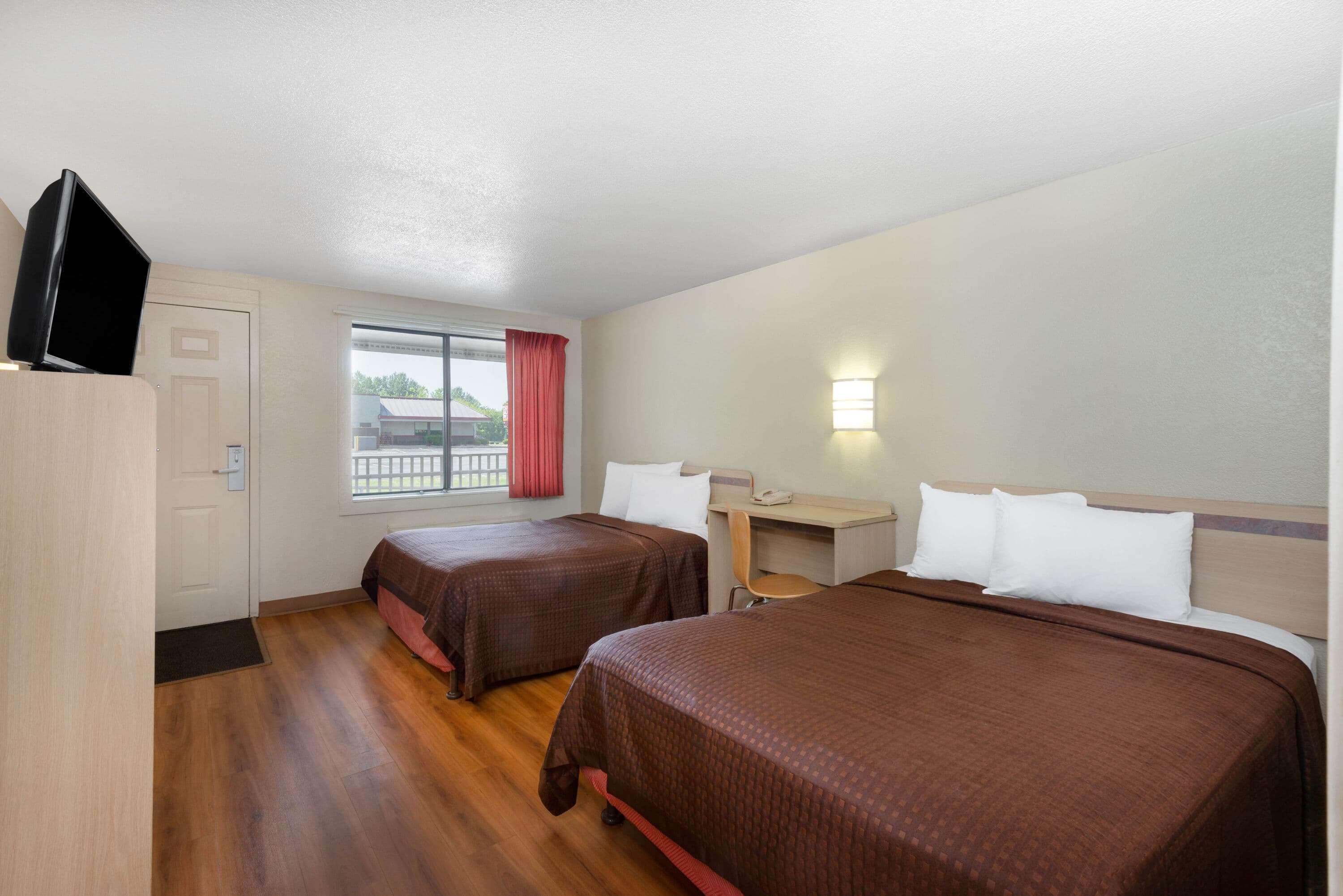Travelodge By Wyndham Essington / Philadelphia Airport Экстерьер фото
